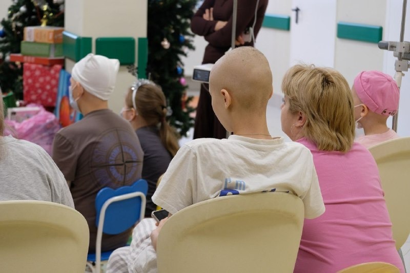 Волонтеры провели в Уфе праздник для юных пациентов РДКБ с онкологией