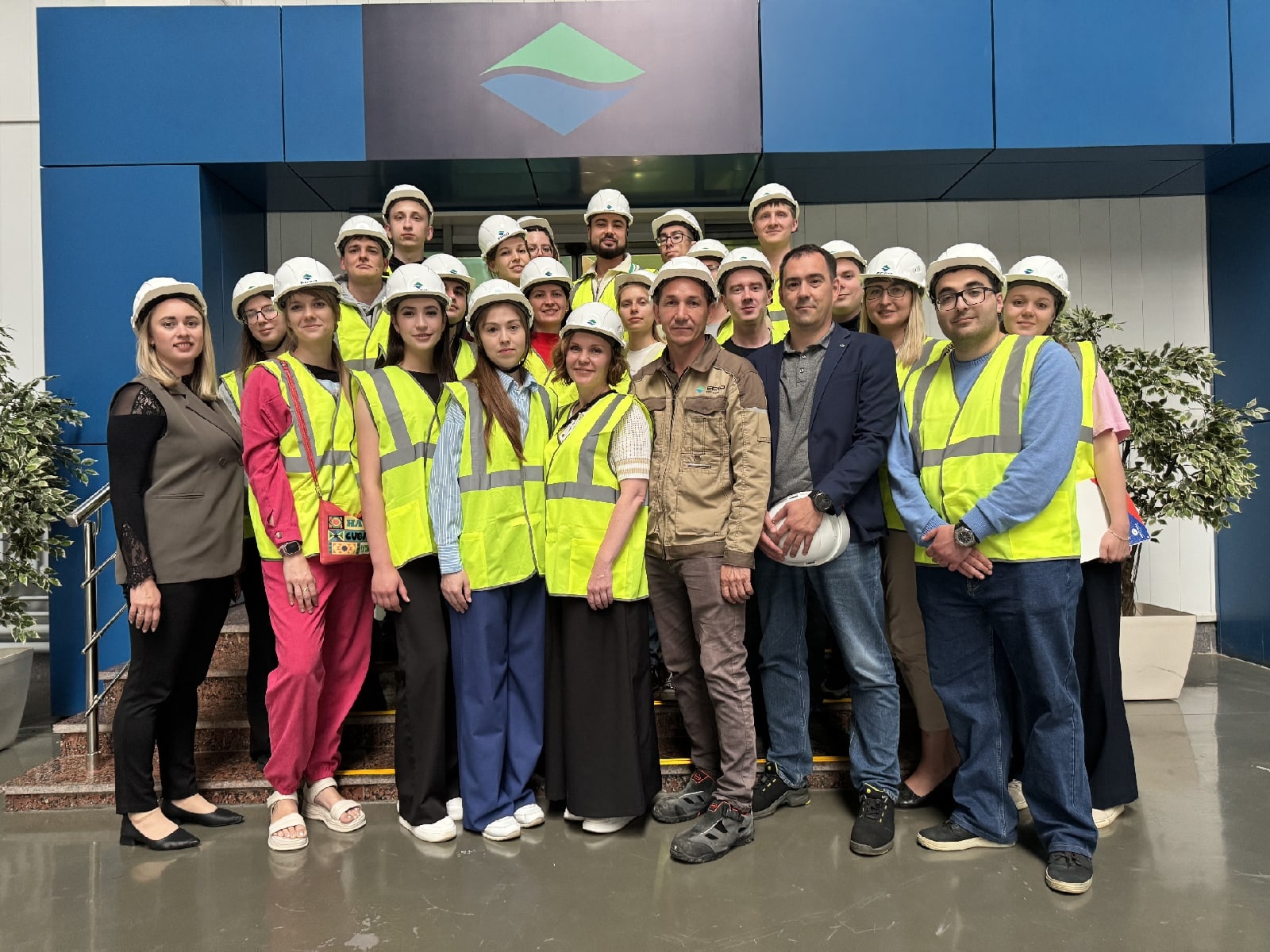 «Лифт в будущее»: как открываются научные горизонты для молодых исследователей