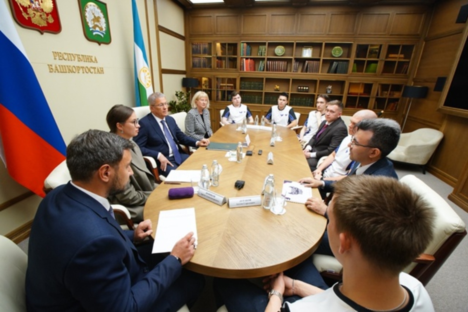 Глава Башкирии поздравил киберспортсменов республики