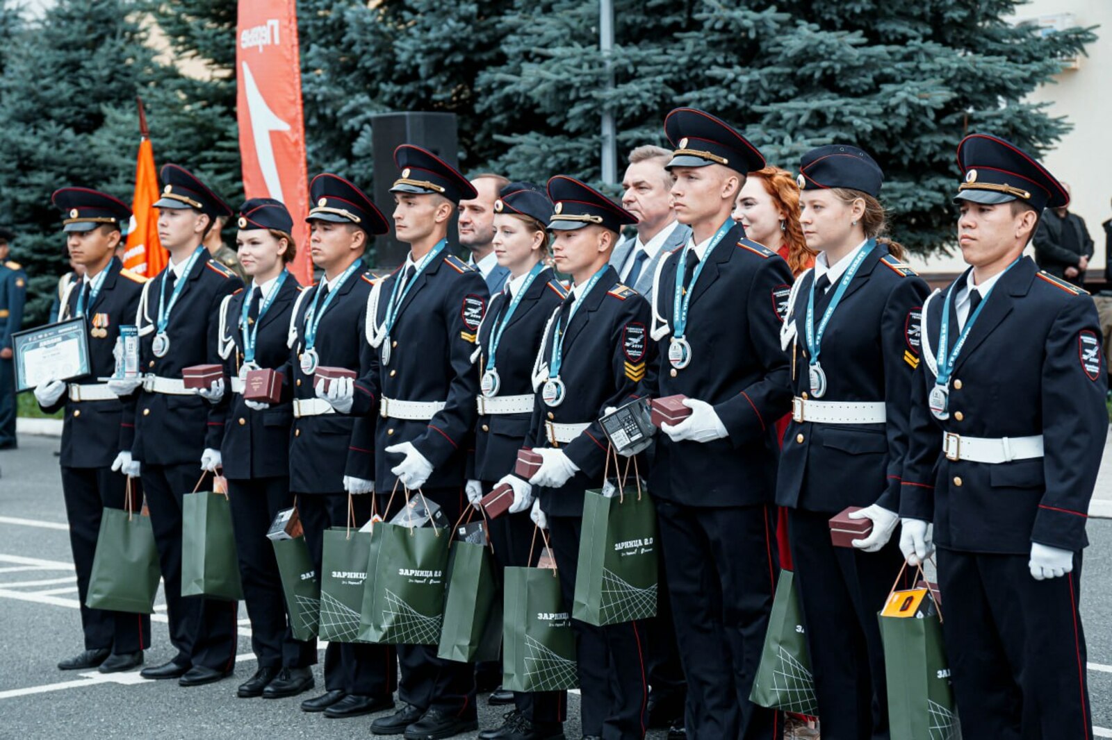 «Движение Первых»