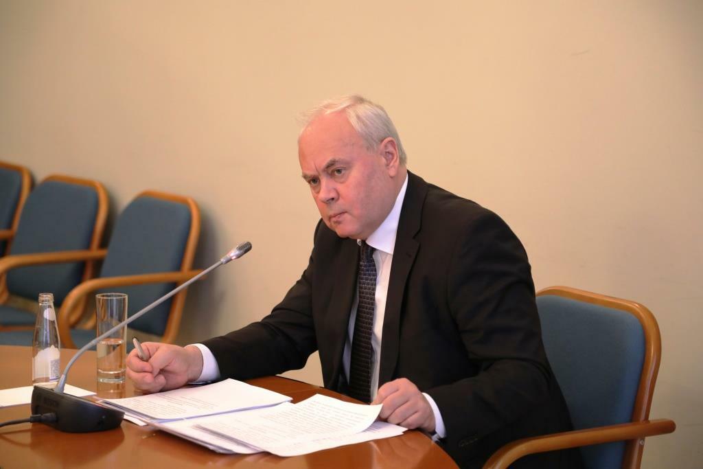 Константин Толкачев во главе гуманитарной колонны посетил ЛНР и подписал соглашение о сотрудничестве