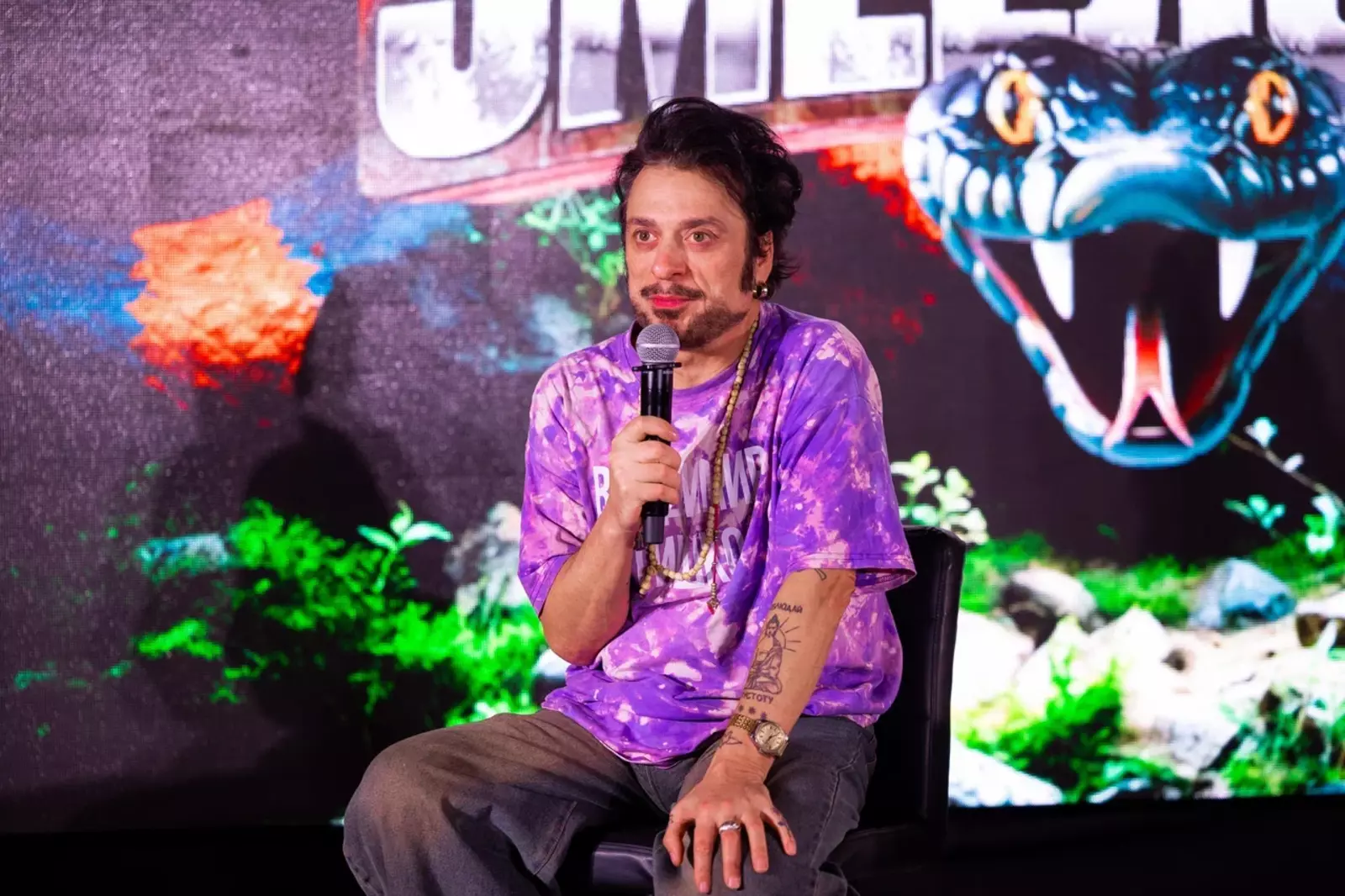 Владимир Тишко представил в Уфе шоу «Выживалити. Змееловы»