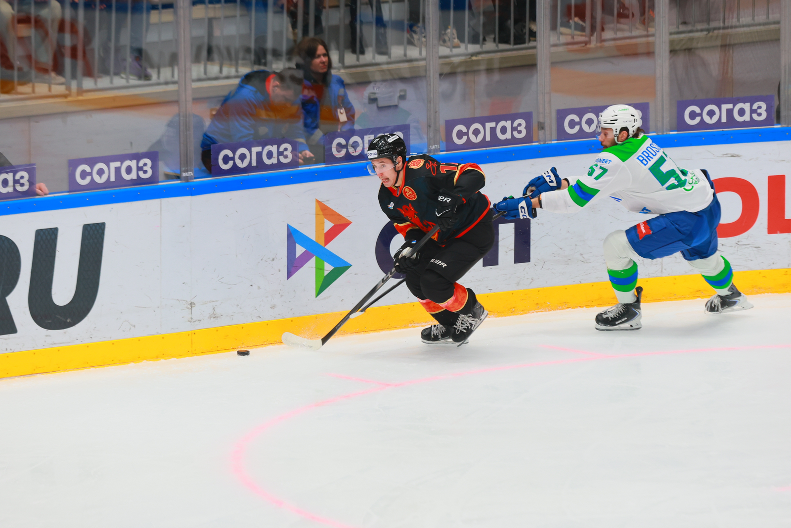 Дмитрий Завгородний: «За счёт своего льда нужно брать инициативу»