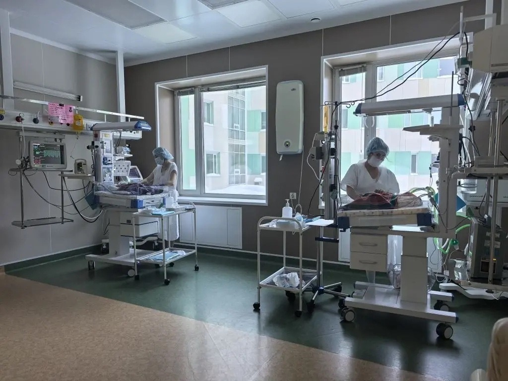 Врачи из Уфы выходили новорожденную девочку весом 480 граммов