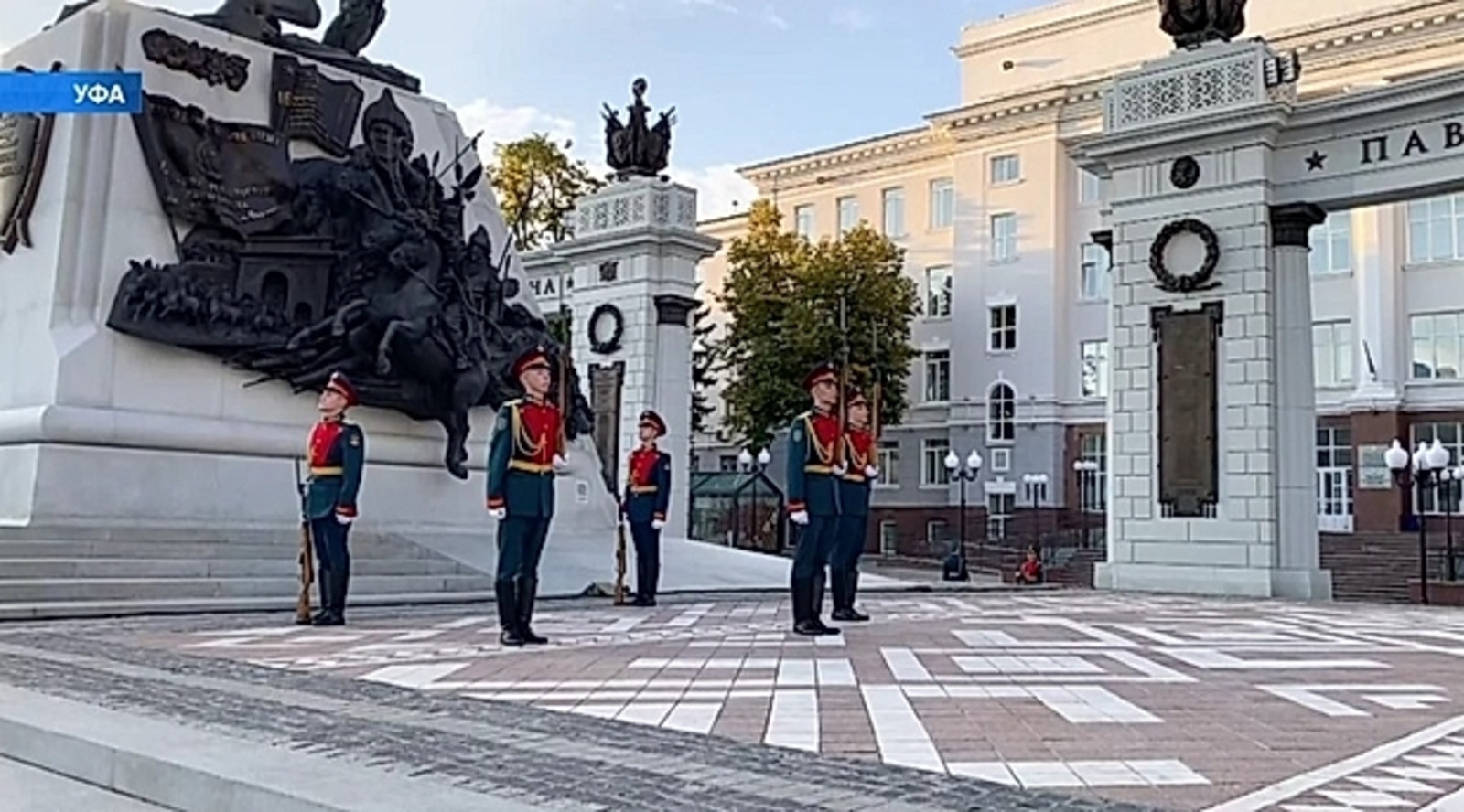 В Уфе на Советской площади кадетский корпус выполнит строевые приемы с оружием