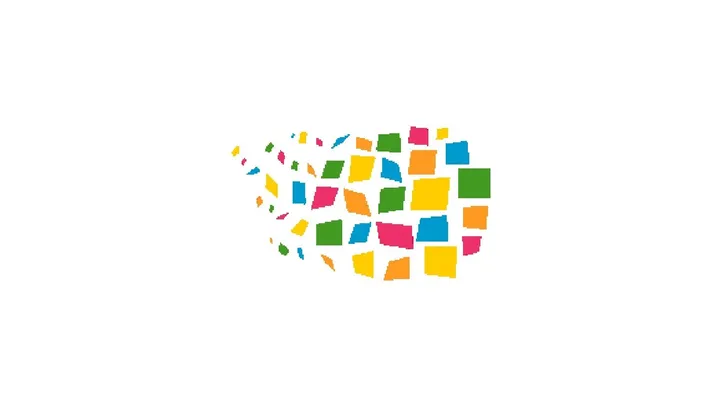 В фотозоне белорусского музея миниатюр мы попробовали примерить на себя сказочную классику образа пары с сорокалетним семейным стажем