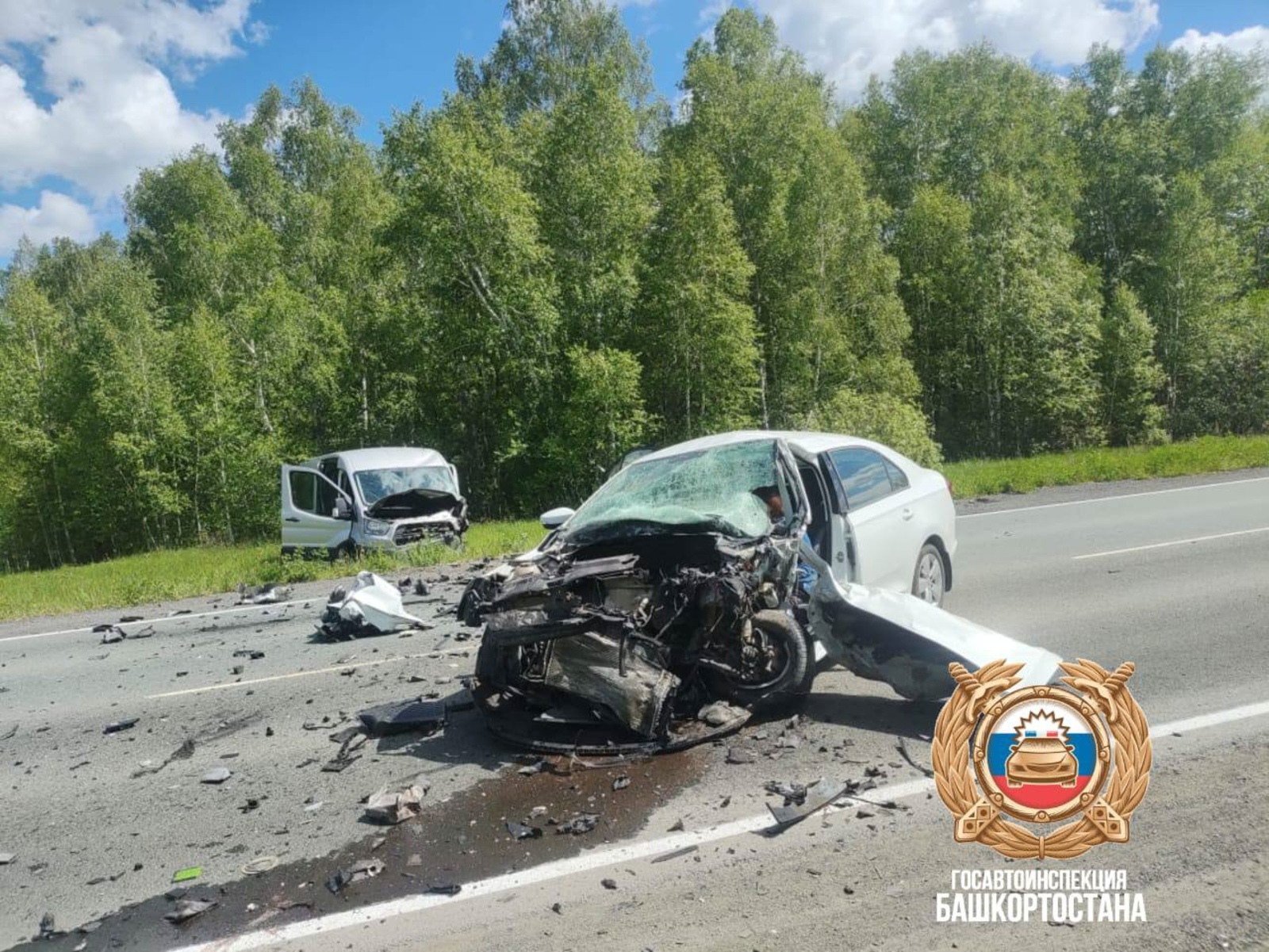 В Башкирии столкнулись «Шкода Рапид» и «Форд»: есть пострадавшие