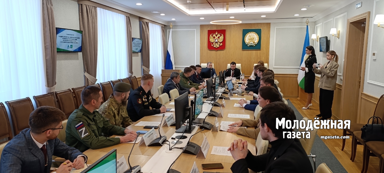 В Уфе депутаты провели круглый стол «Защита Отечества – развитие республики»