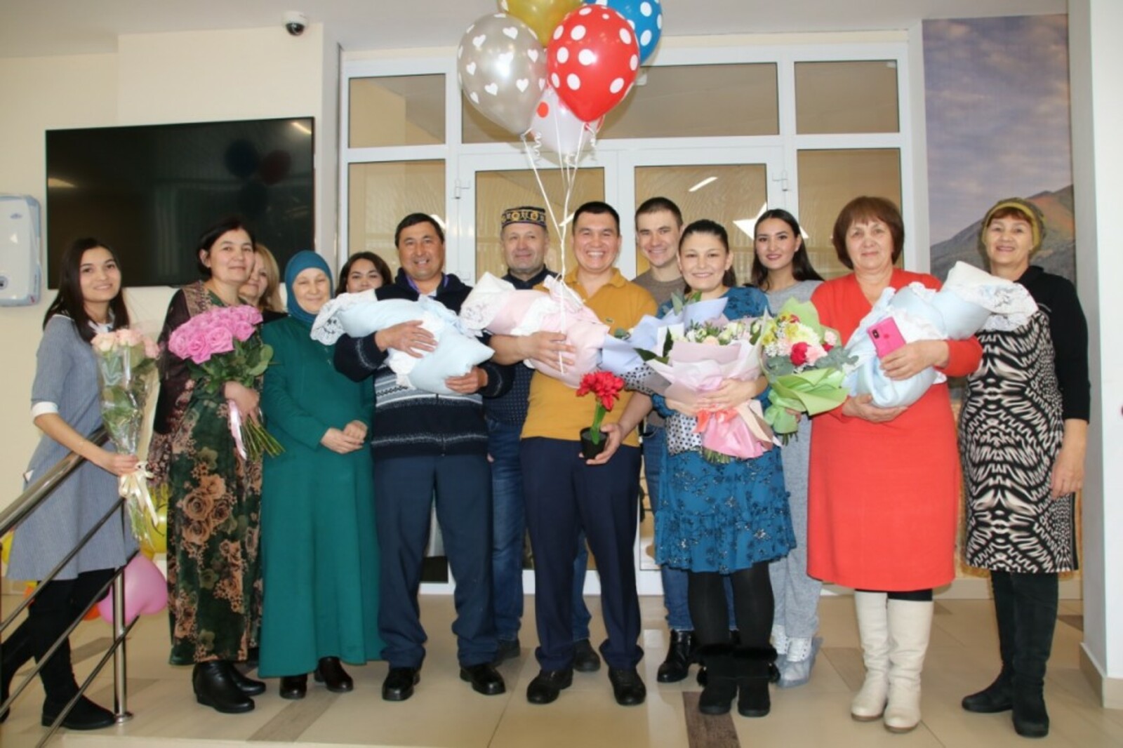 Сайт семья уфа клиника. Перинатальный центр Уфа Батырская. Многодетные семьи Башкортостан.