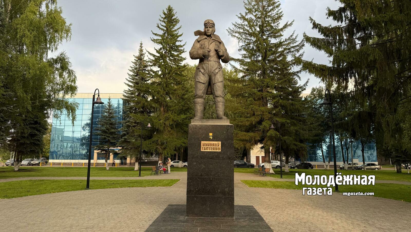 Перезагрузка мегаполиса: сквер имени Николая Гастелло