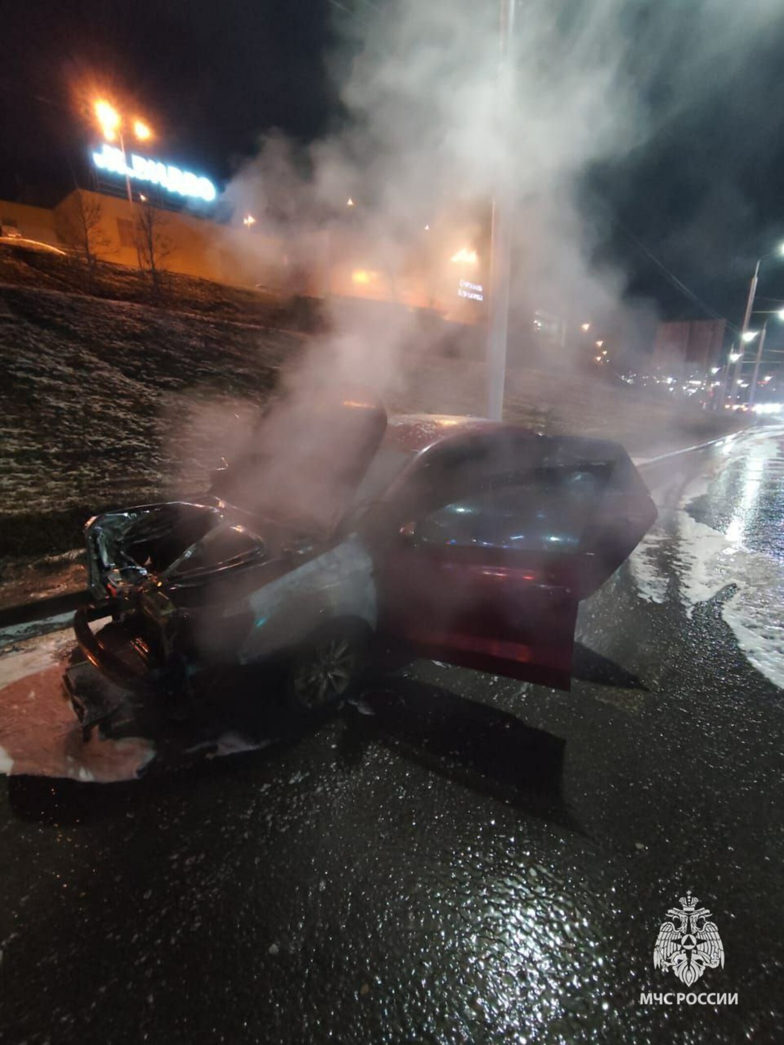 Уфа: два автомобиля загорелись за последние сутки