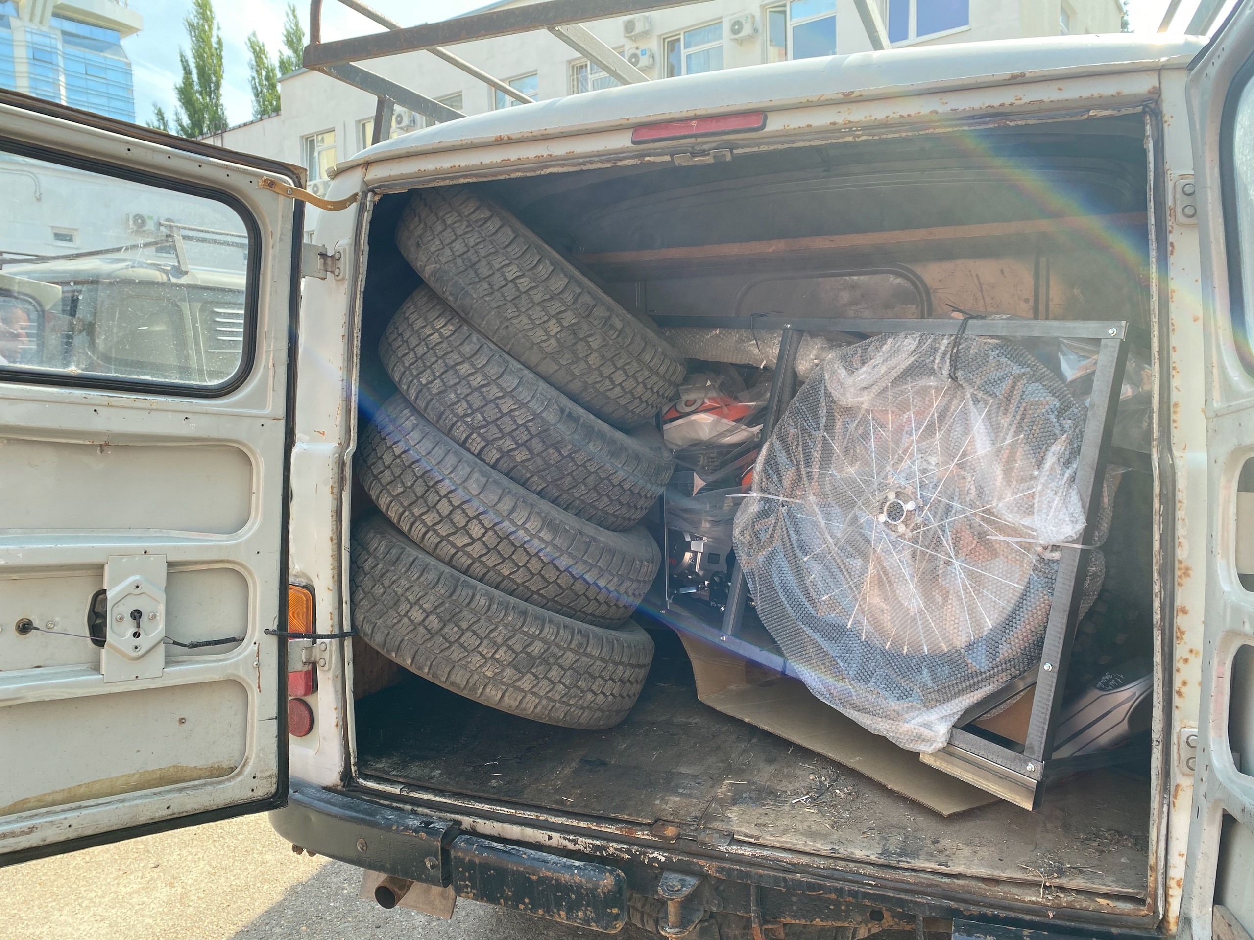 Ленинский район Уфы отправил очередную партию гуманитарной помощи в зону СВО