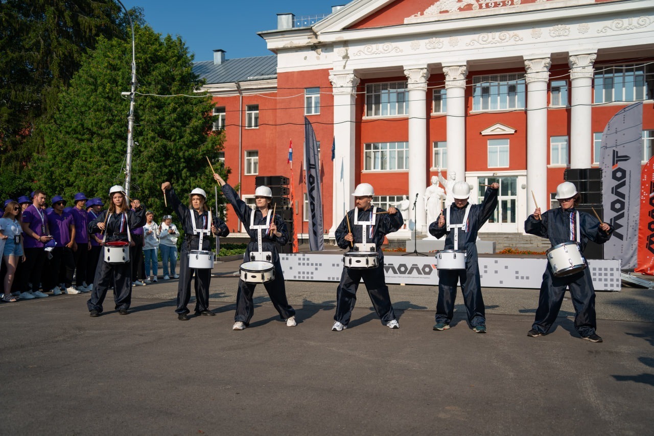 Работающая молодежь Башкирии принимает участие в финале проекта ПФО МолоТ