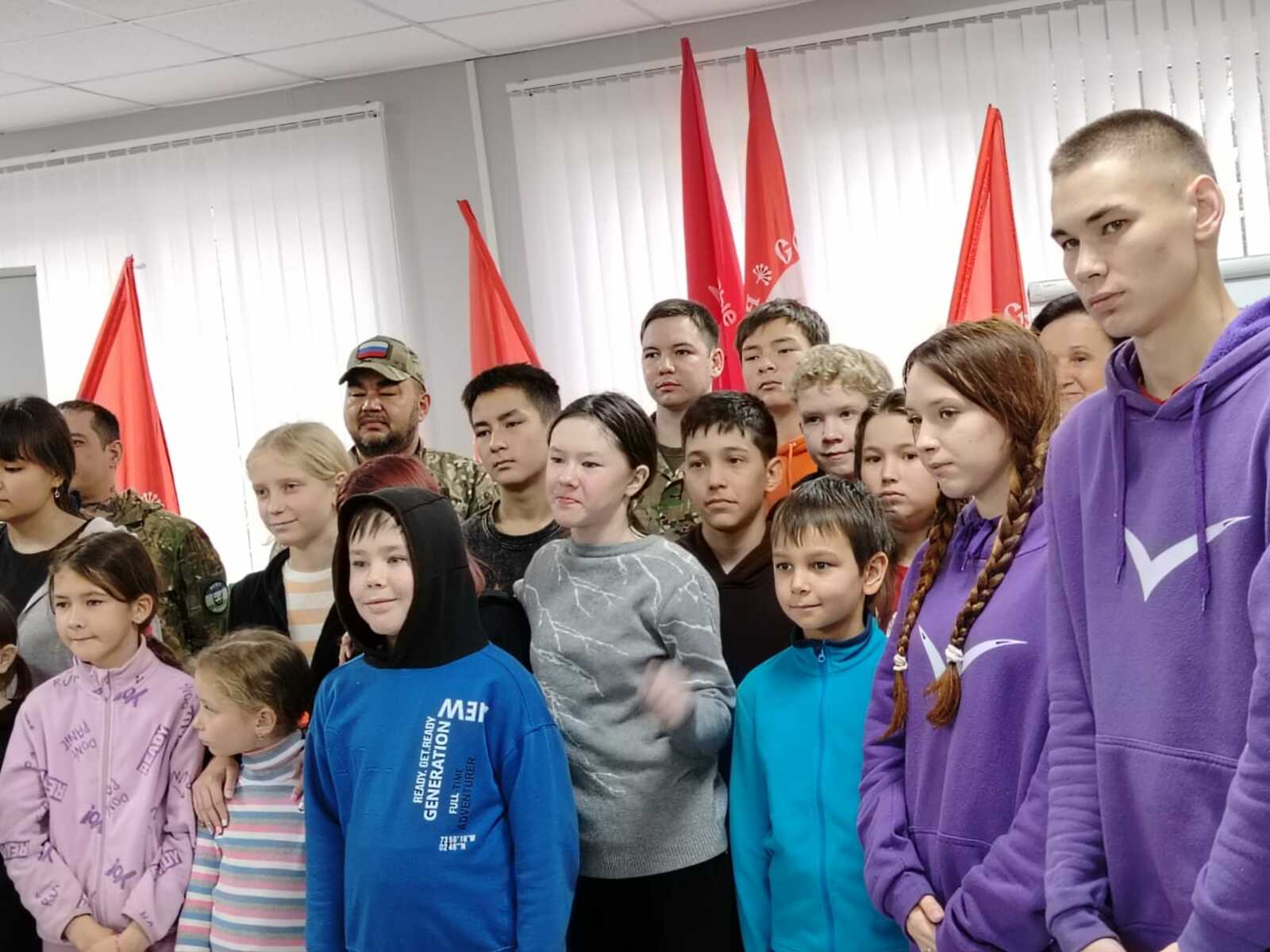 Урок мужества: ветераны Уфы рассказали подросткам о службе