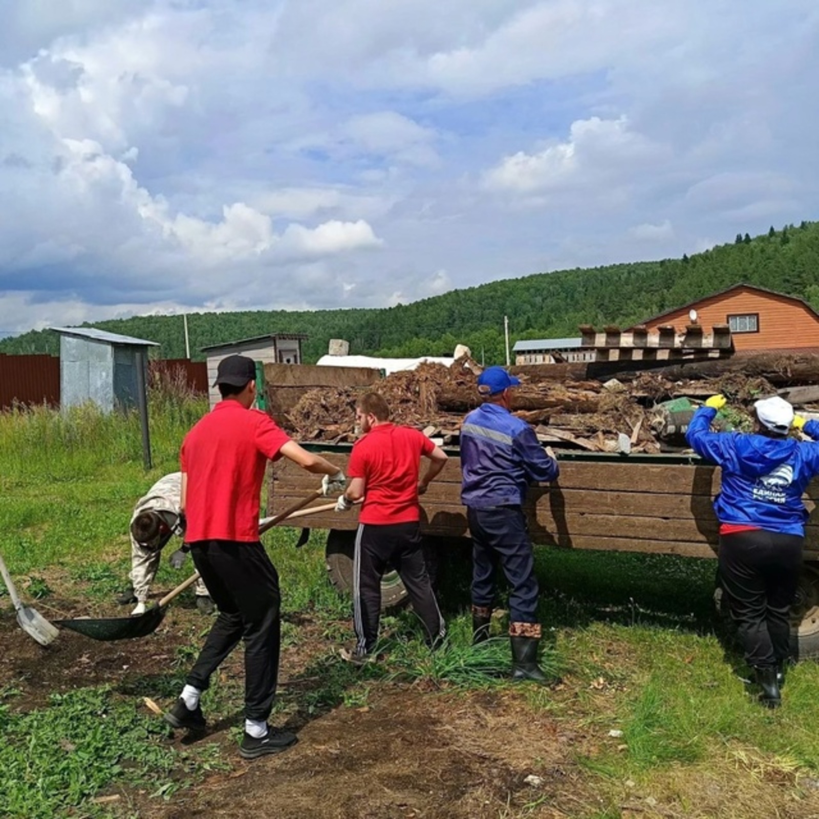 В Башкирии волонтеры помогли семье мобилизованного бойца