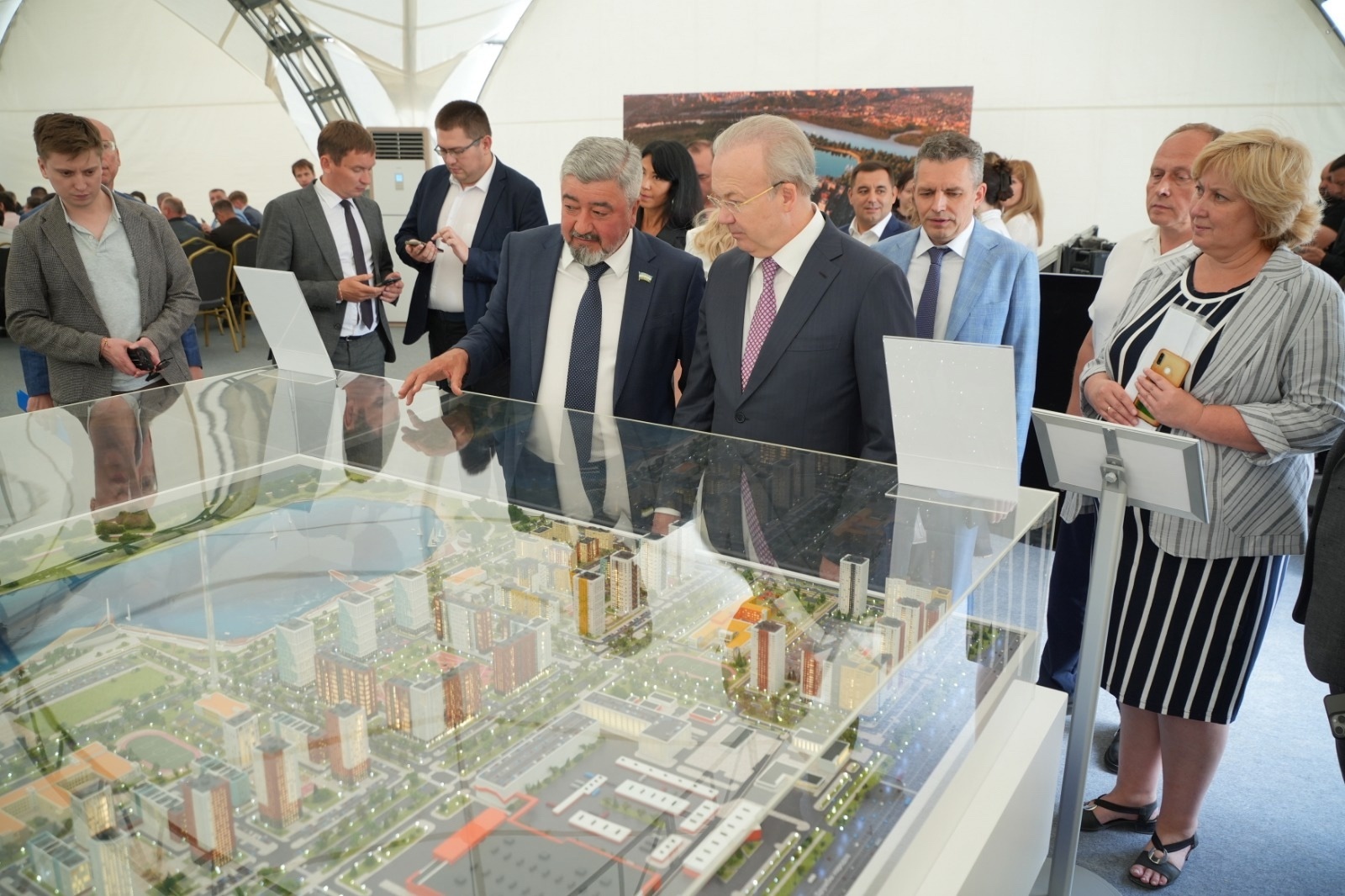 В Башкирии открылся крупнейший завод светопрозрачных конструкций