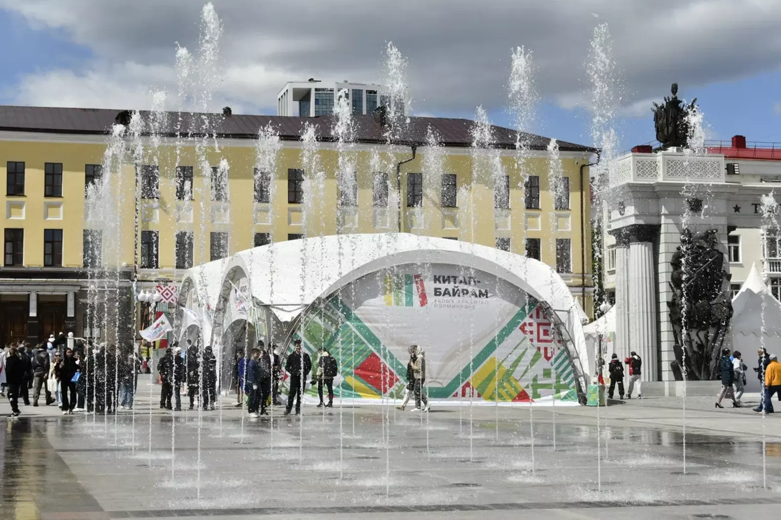 Ирина Климова: "Желаю процветания ярмарке "Китап-байрам"