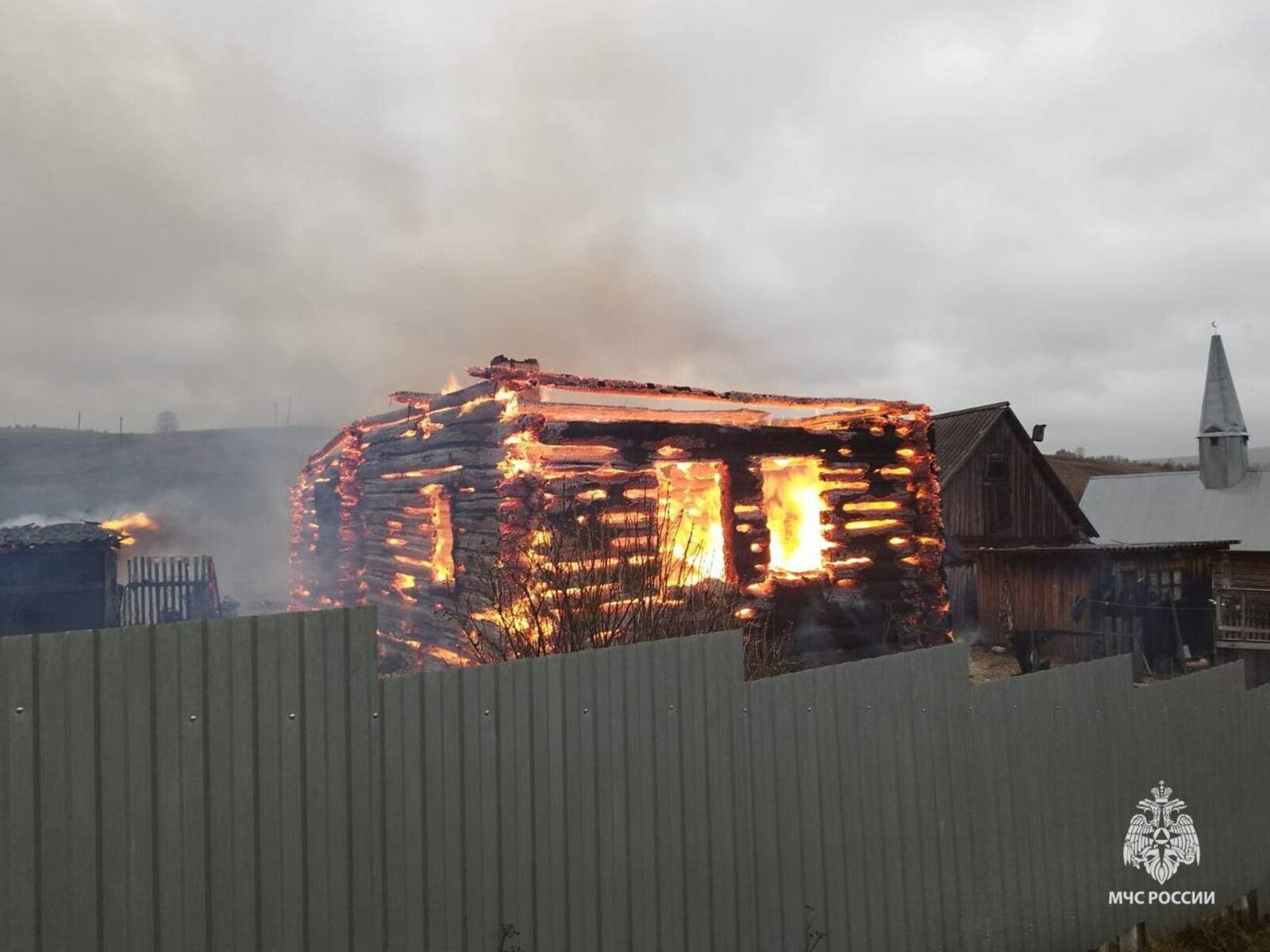 В Башкирии при тушении пожара обнаружено тело 61-летнего мужчины