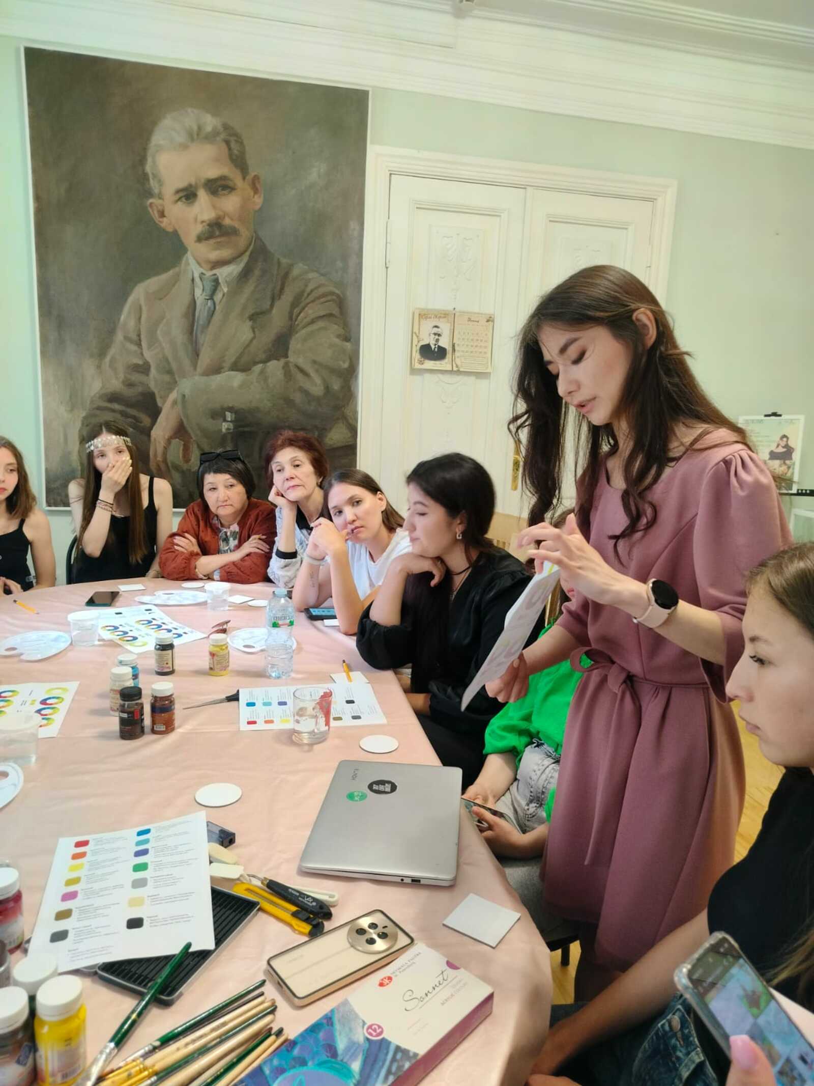 В Уфе состоялась презентация выставки картин молодой художницы