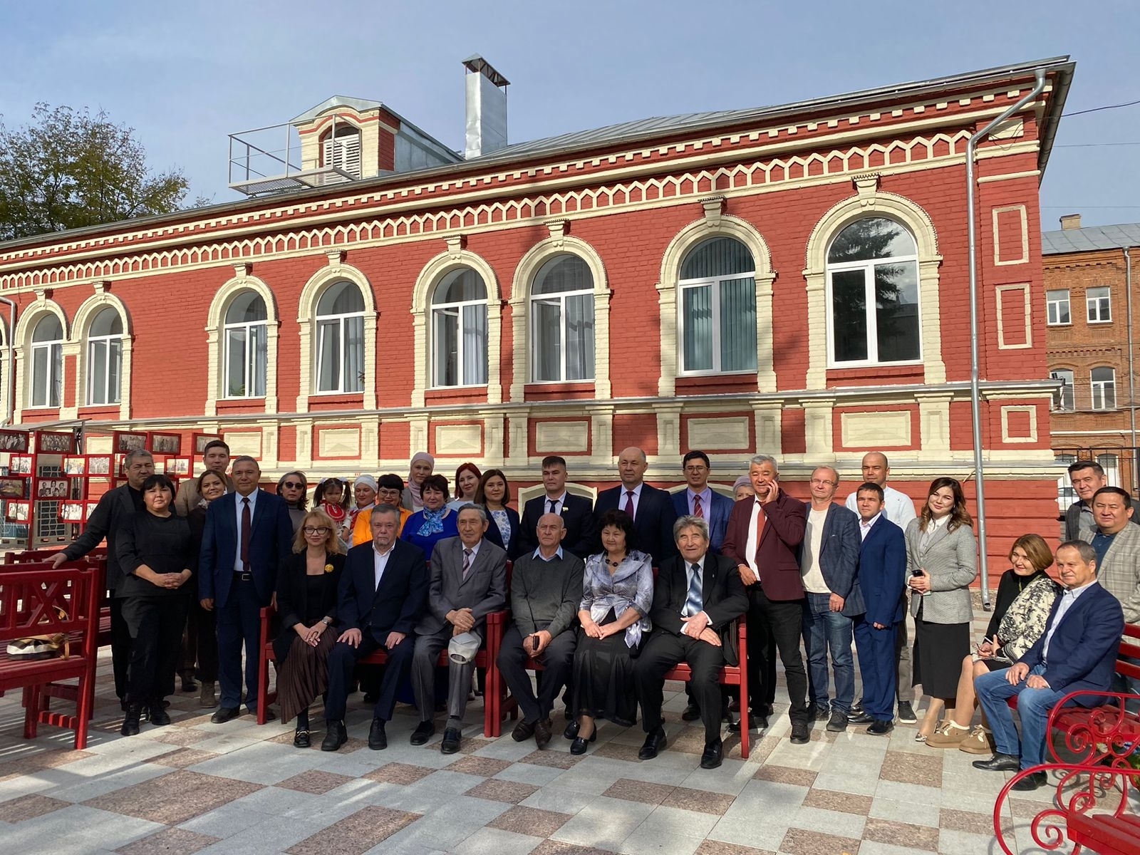 Союзы писателей и журналистов Башкирии провели круглый стол «В единстве - сила»