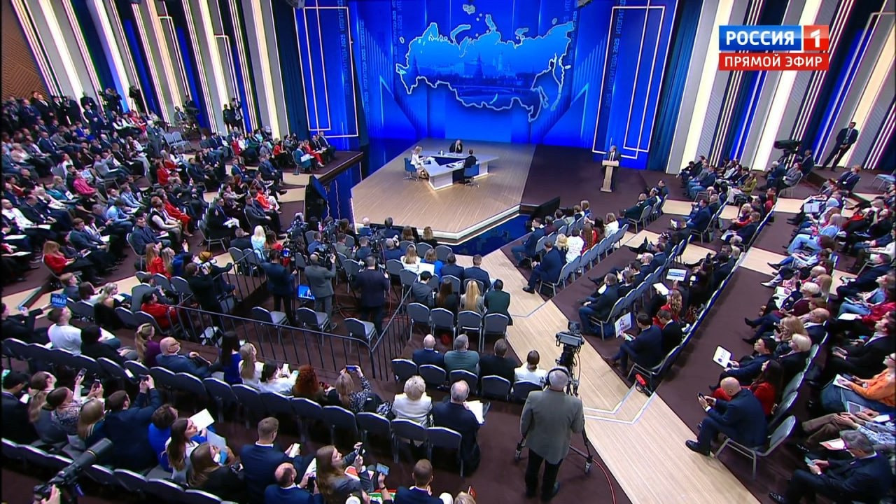 На прямую линию Владимира Путина поступило более 2,5 млн вопросов