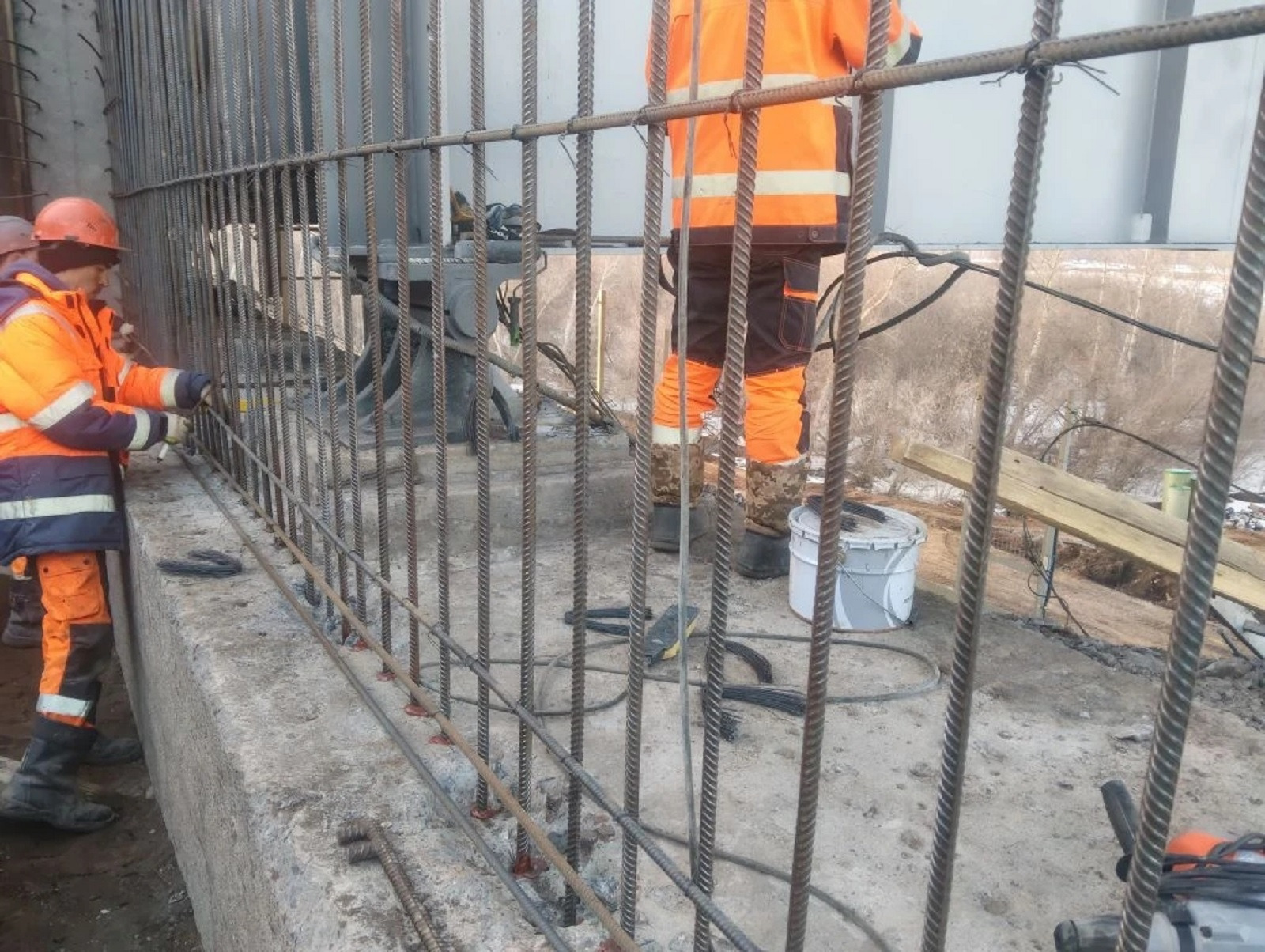 Техническая готовность моста через реку Белую вблизи Дюртюлей достигла 50%