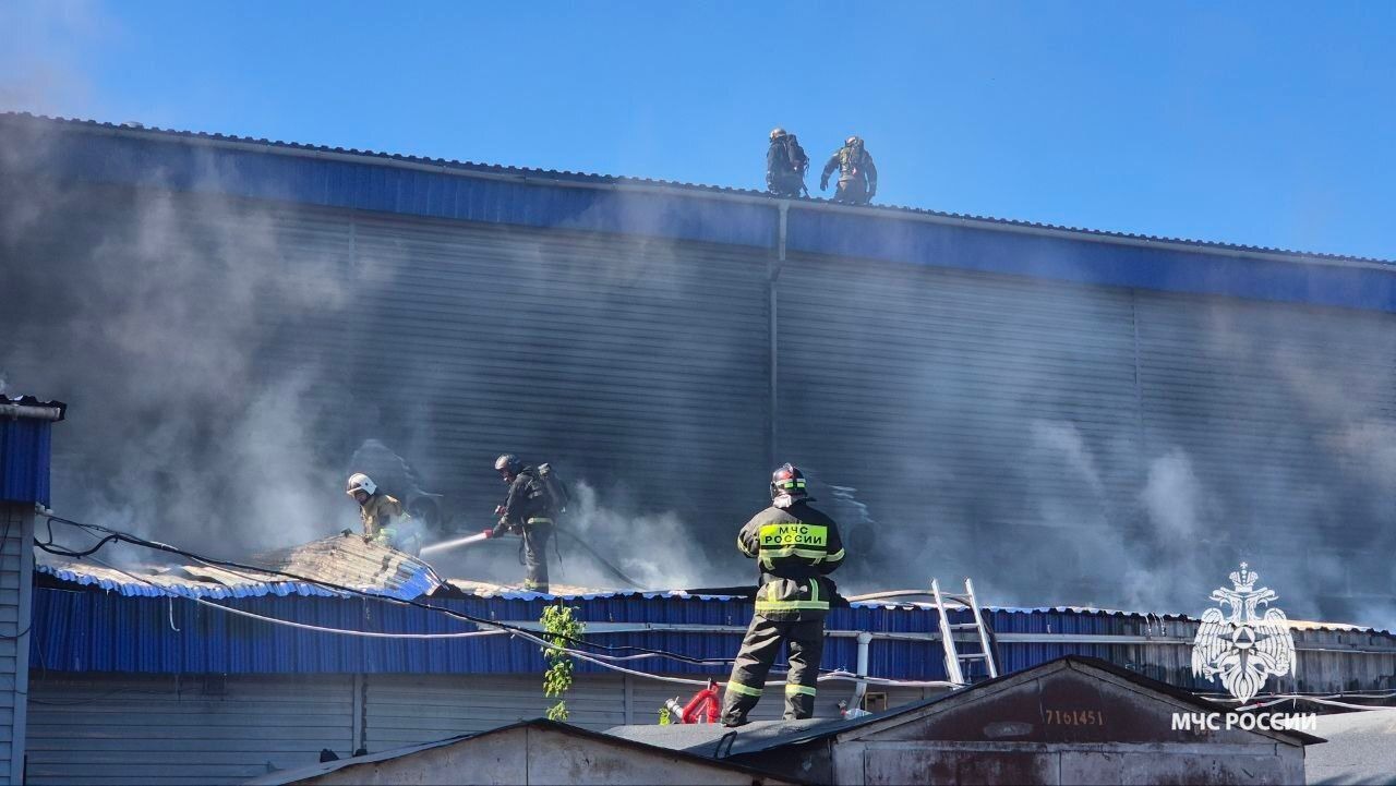 Пожар на мебельном складе Уфе локализован