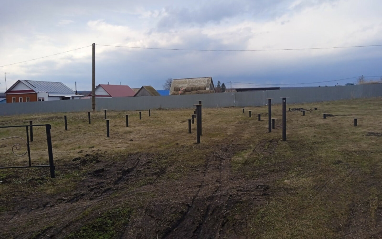 В Чишминском районе для жителей села Бикеево начали возводить современный ФАП