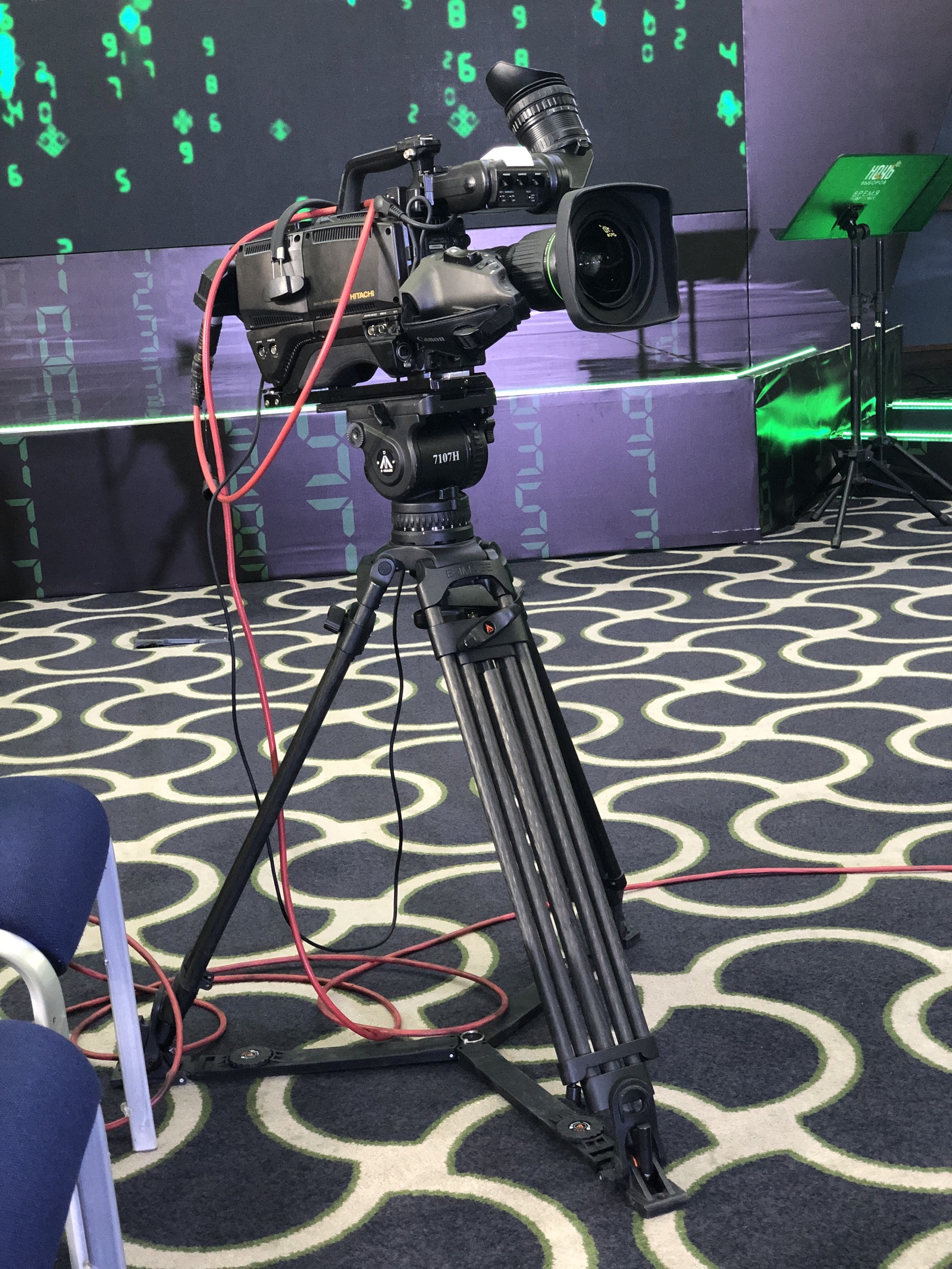 Минцифры опровергает информацию об отключении интернета