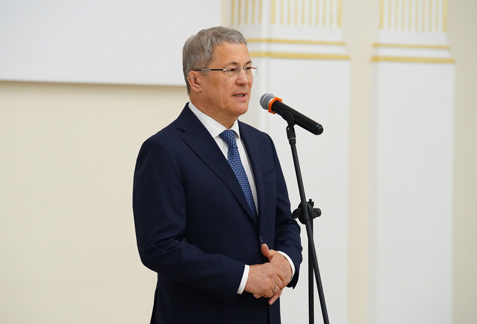 Радий Хабиров встретился с ведущими онкологами России в Уфе