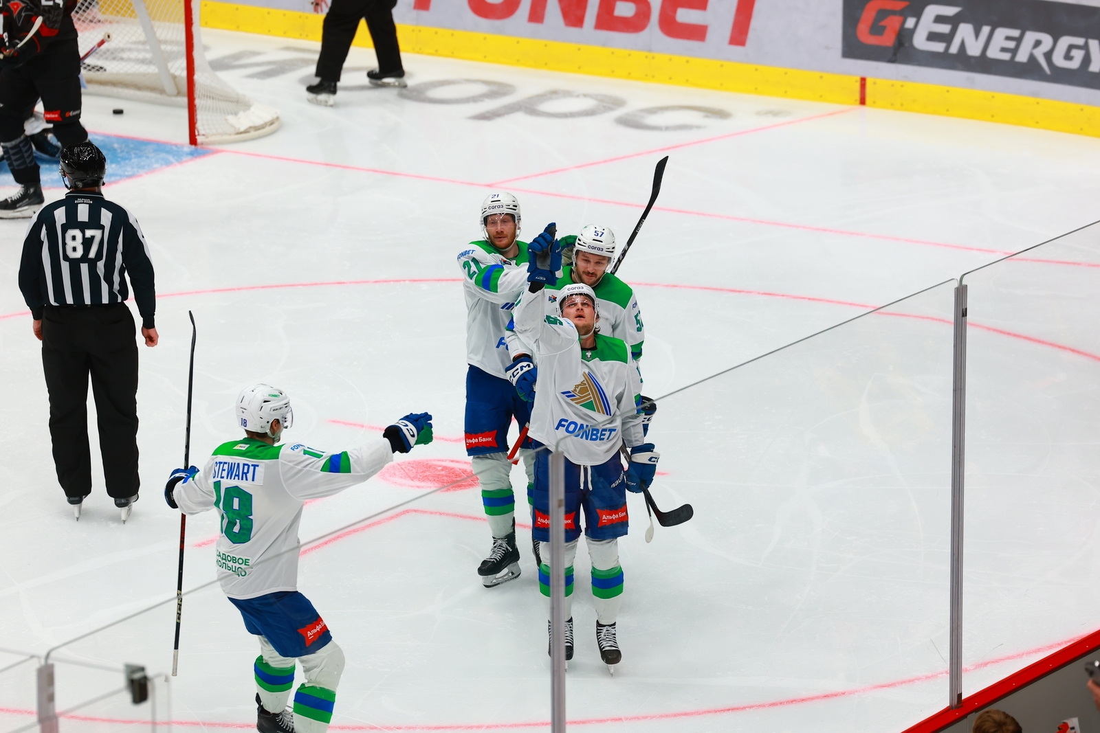 «Салават Юлаев» продлевает победную серию в Омске