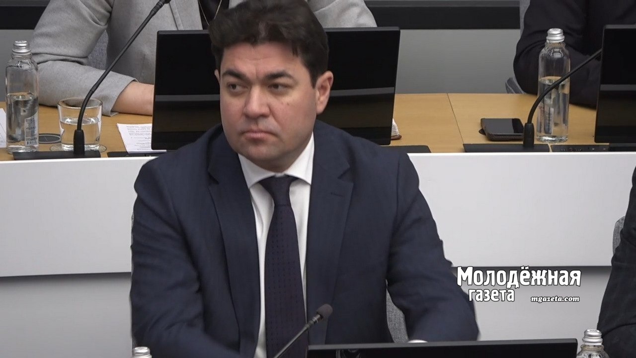 Радий Хабиров представил нового замглавы своей администрации