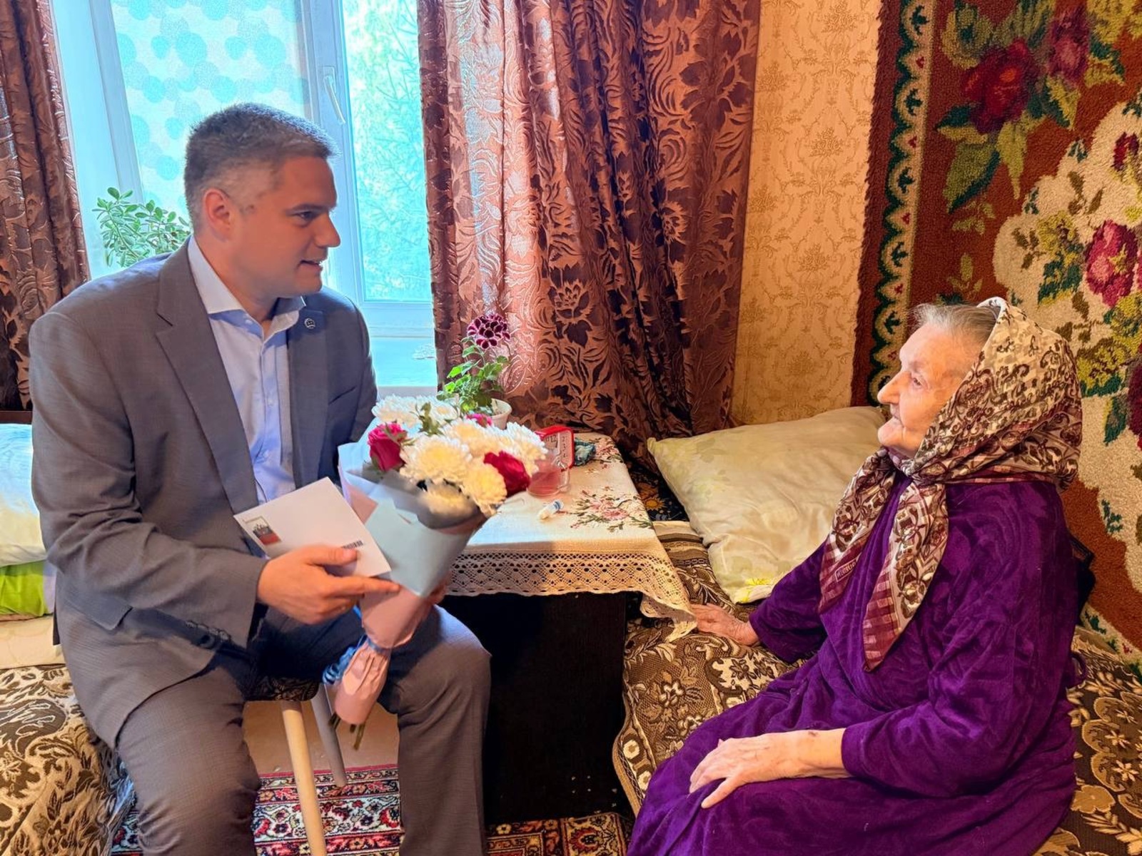 соцсети Антона Тарасова