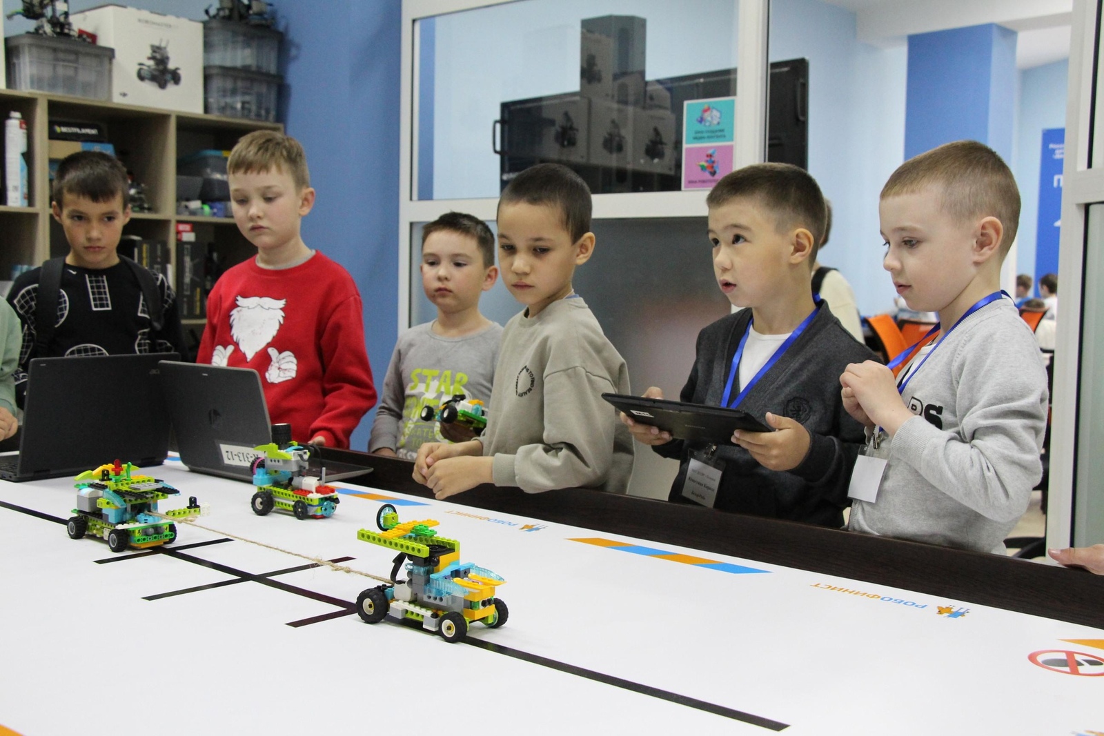 Будущее уже здесь: в Уфе прошел робототехнический чемпионат «РобоФинист»