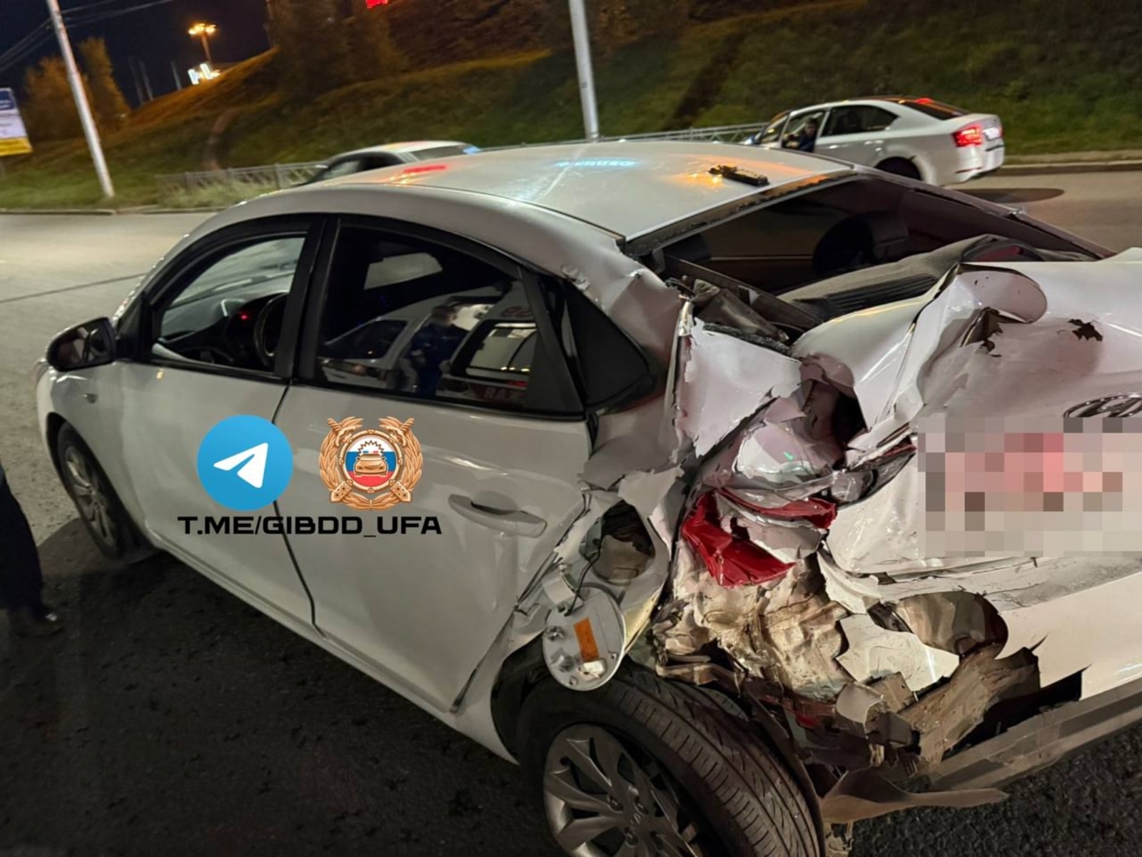 «Ленд Ровер» протаранил «Хендай» в Уфе — есть пострадавшие