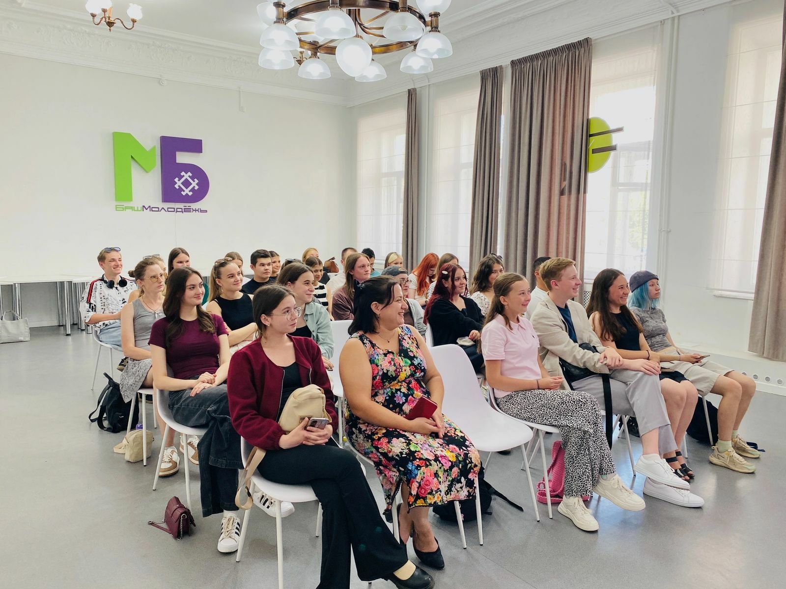 Молодёжный форум «iВолга»: новые возможности для активной молодёжи