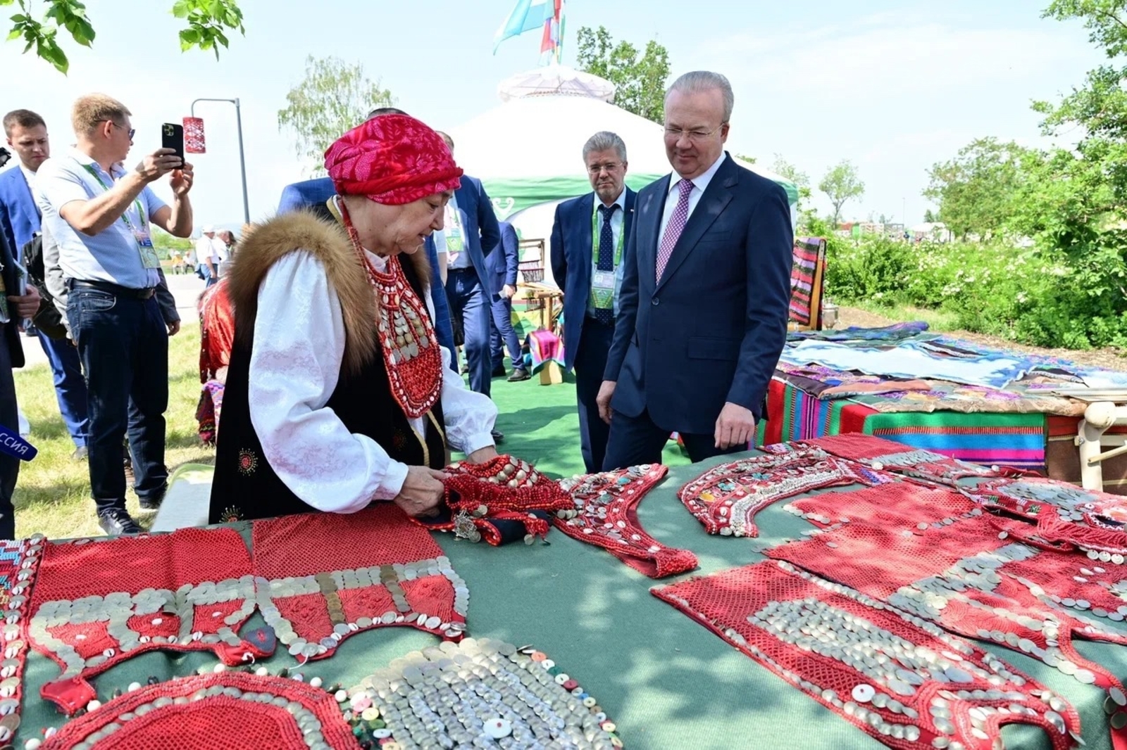 Андрей Назаров о Дне костюма: праздник как отражение души народа