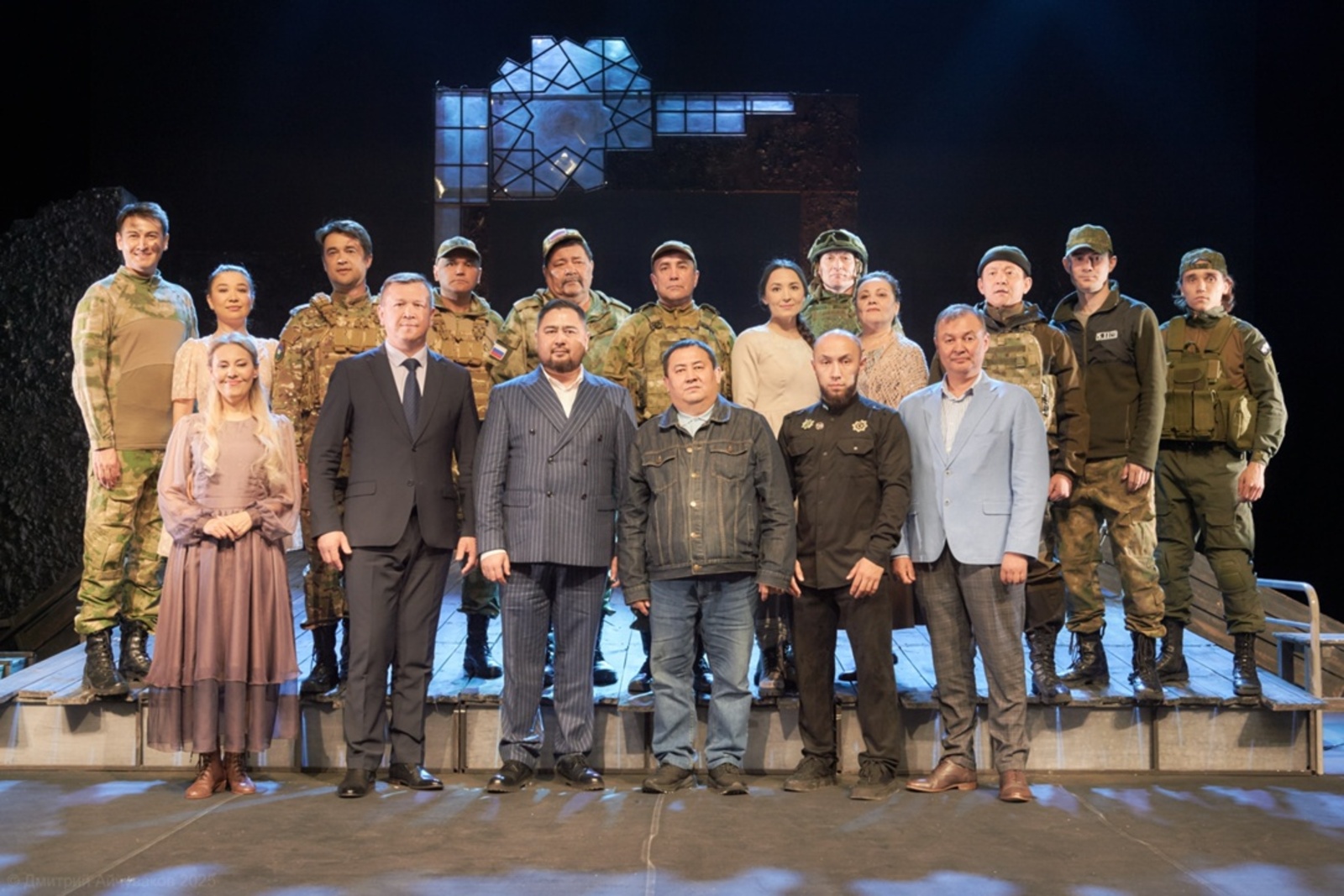 В Уфе представили спектакль «Одной жизни, видно, мало…»