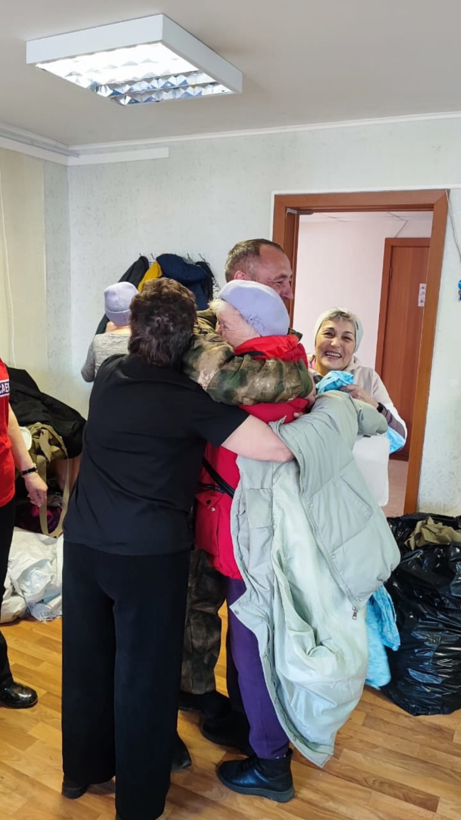 Волонтеры Башкирии встретились с участником СВО