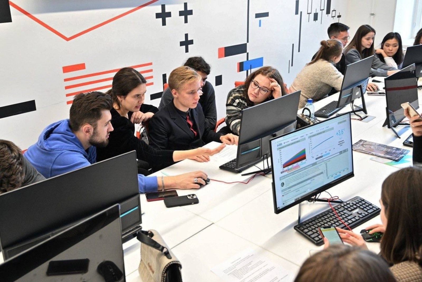 соцсети Андрея Назарова