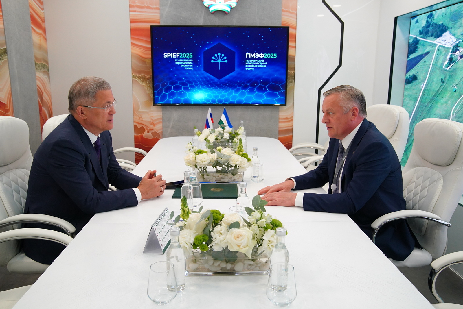 Радий Хабиров и Сергей Густов подвели итоги газификации Башкирии