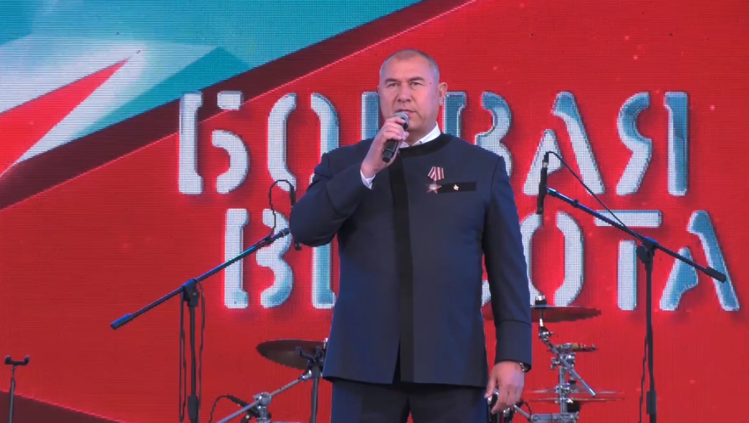 Ирек Сагитов спел на фестивале авторской патриотической песни Боевая высота