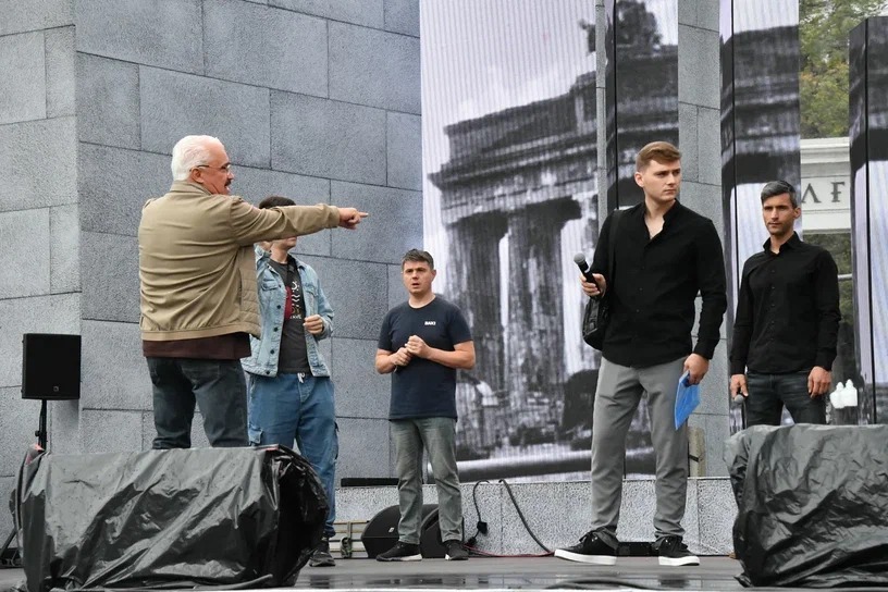 Сегодня на Советской площади в Уфе прозвучит главный российский хит