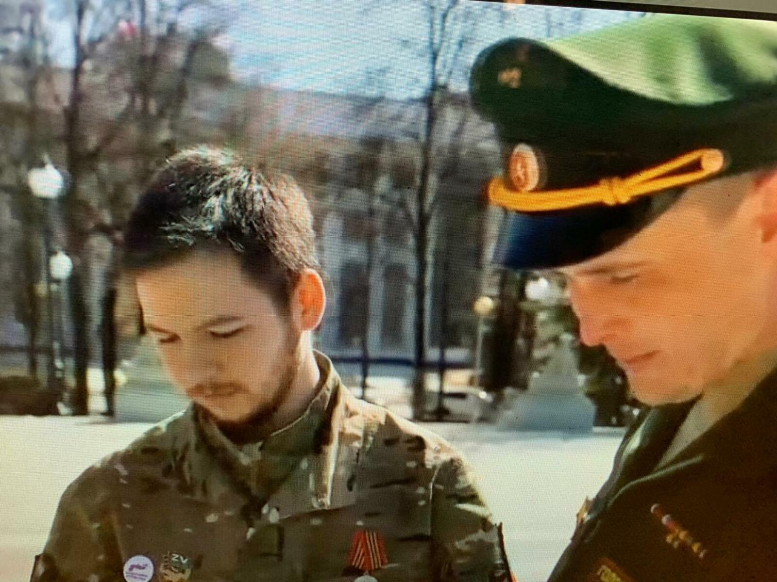 Ветераны СВО почтили День Победы чтением стихов и рассказали о своем пути