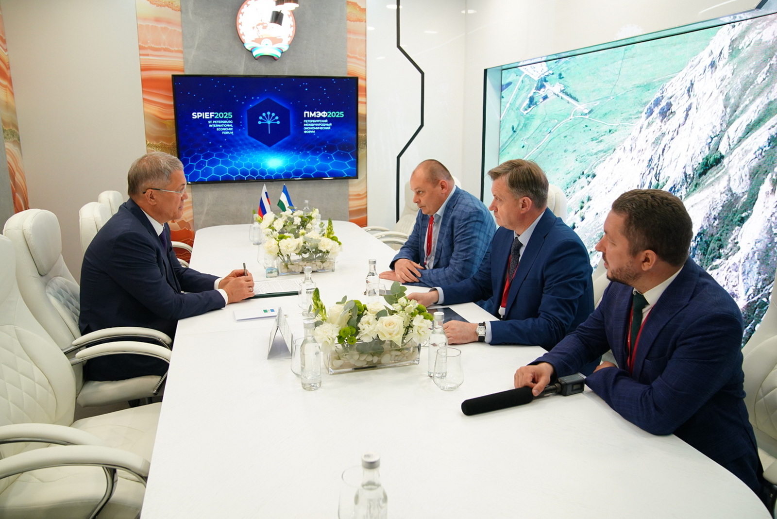 Хабиров: Башкирия делает ставку на науку, инвестиции и туризм