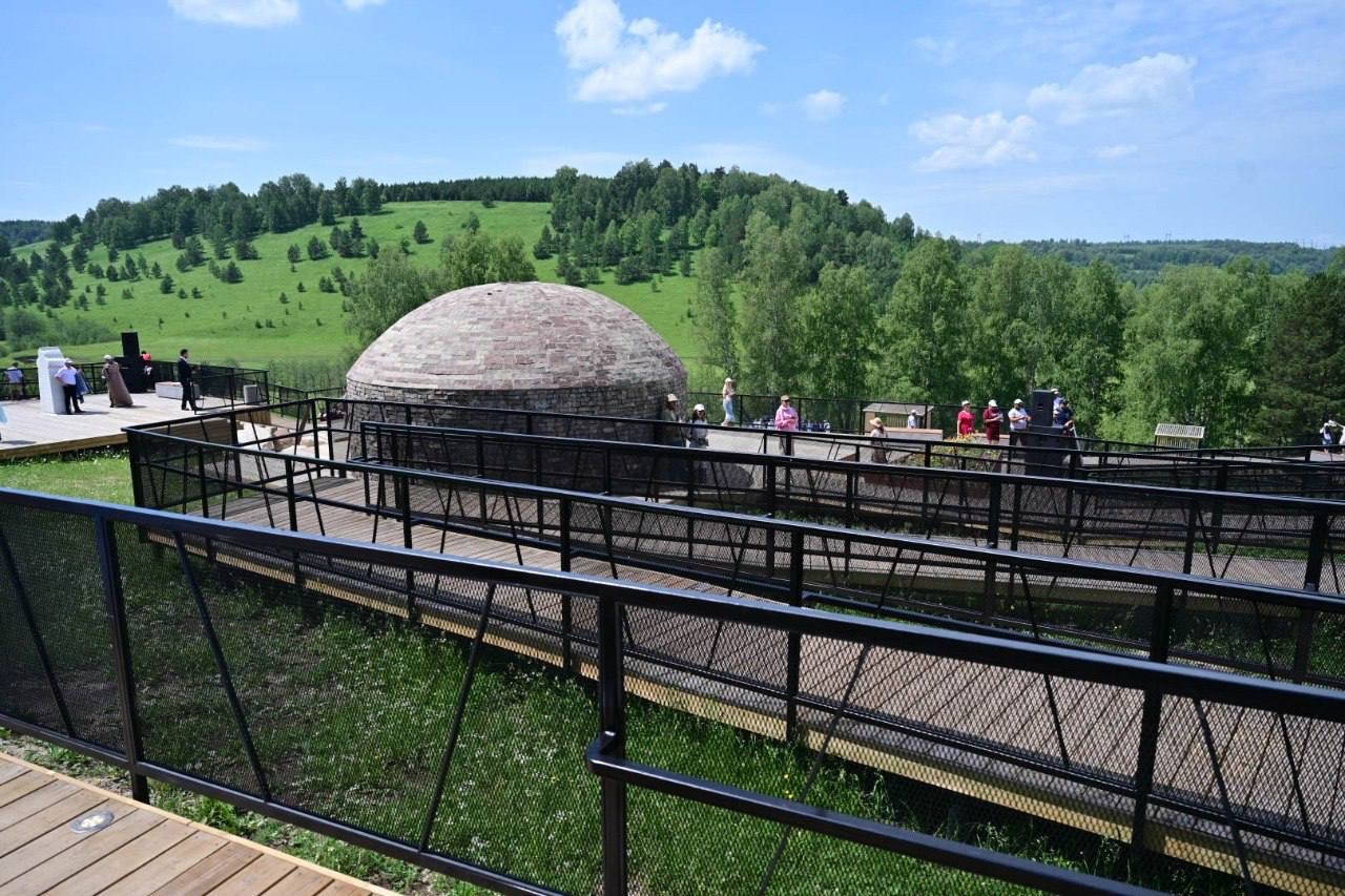 соцсети Андрея Назарова