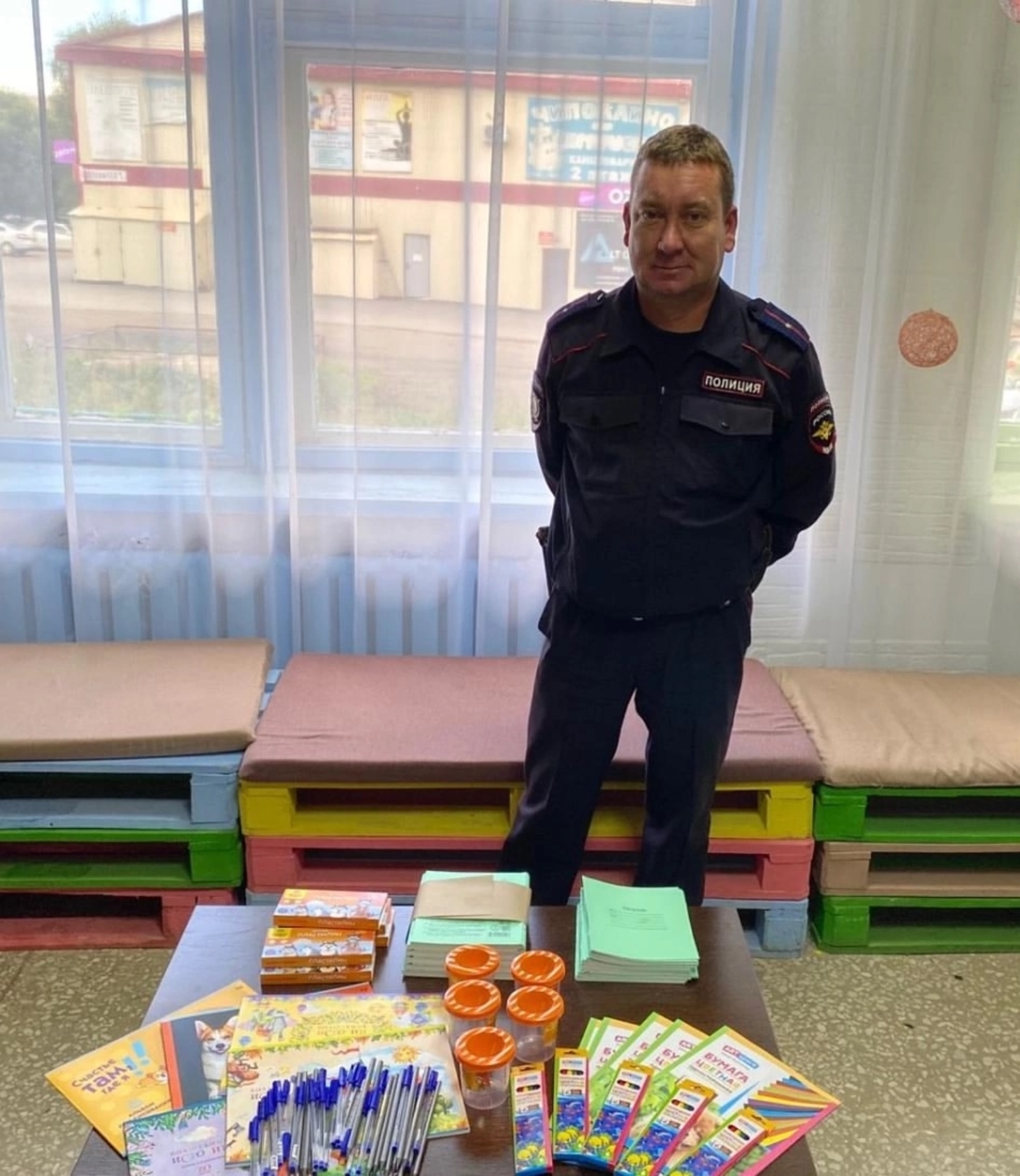 Финалист программы «Герои Башкортостана» помог детям собраться в школу