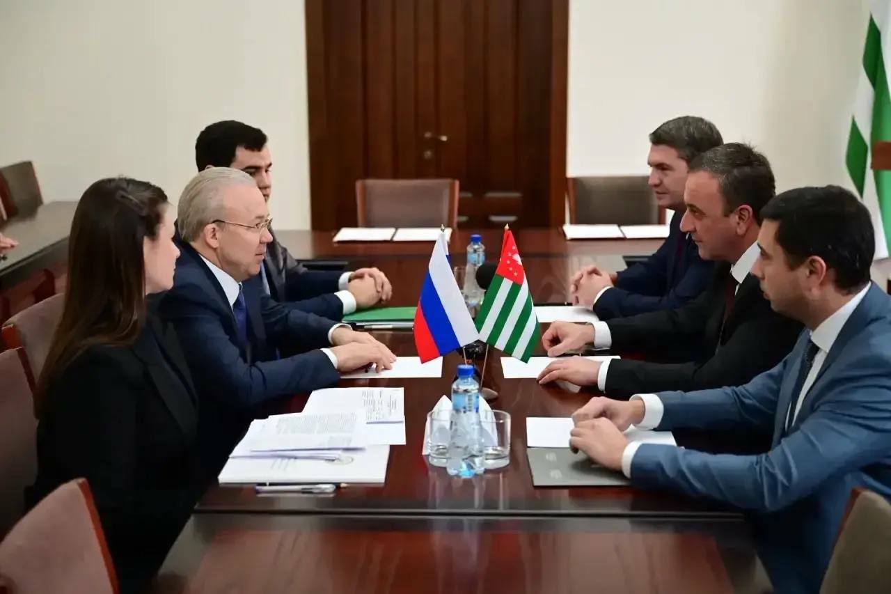 Башкирия и Абхазия подписали Дорожную карту по расширению сотрудничества