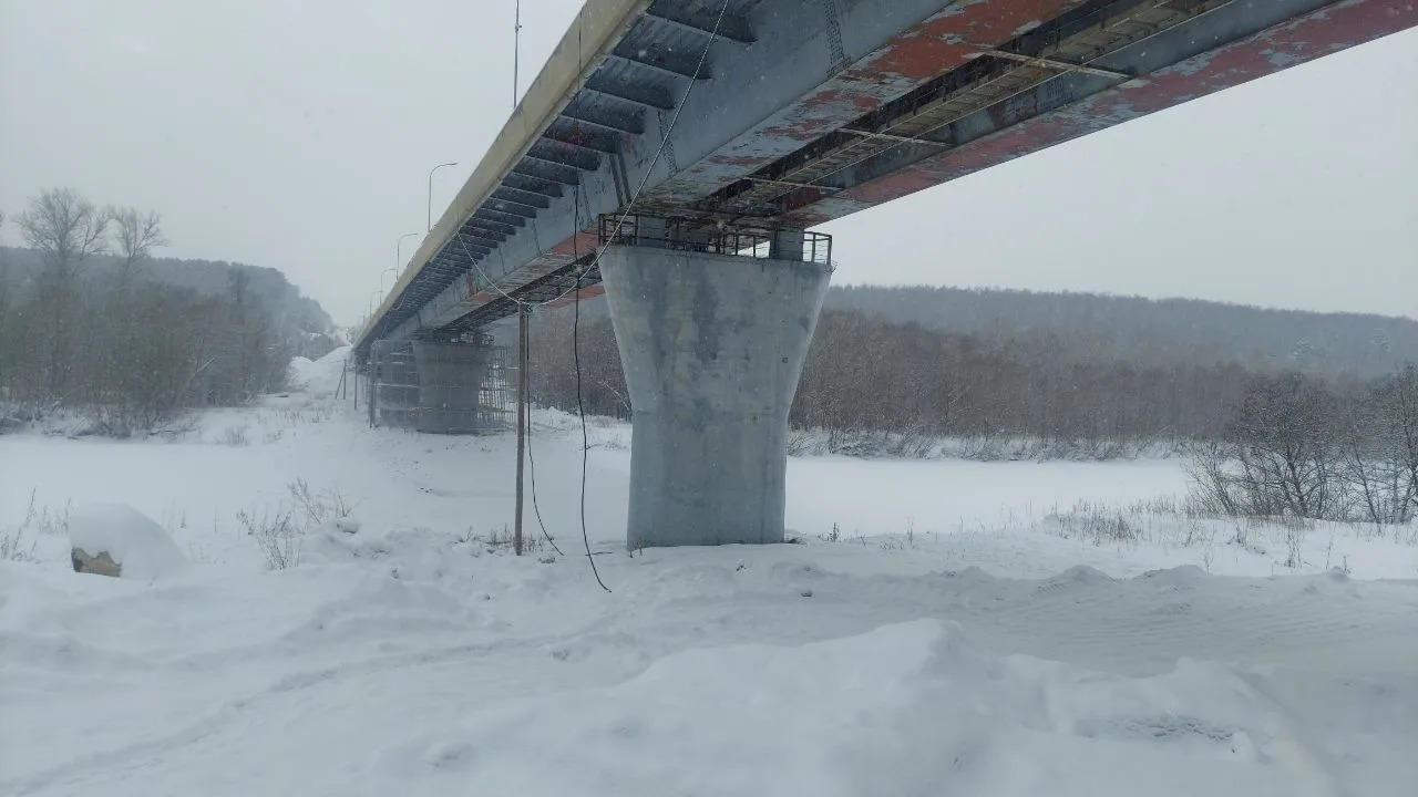 В Башкирии приступили к восстановлению опор на мосту через реку Ай