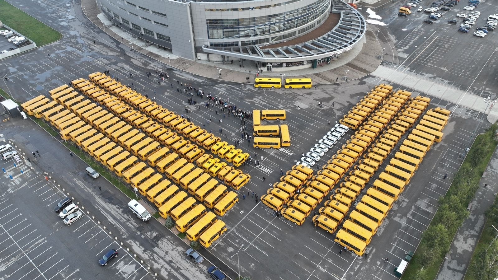 Новый автобус поможет детям из школы-интерната №13 Уфы быть еще более активными